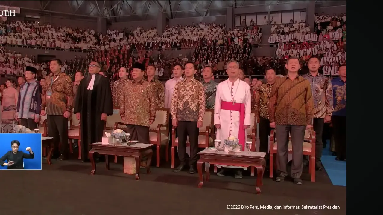 Presiden Prabowo Subianto menghadiri puncak perayaan Natal Nasional 2025 yang digelar di Tennis Indoor, Kompleks Gelora Bung Karno (GBK), Senayan.