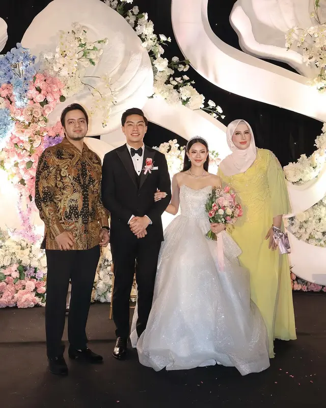 6 Potret Syech Zaki suami Tasyi Athasyia usai turun berat badan 20kg, makin ramping bikin pangling