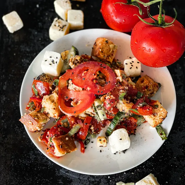 Panzanella Salad dari Italia