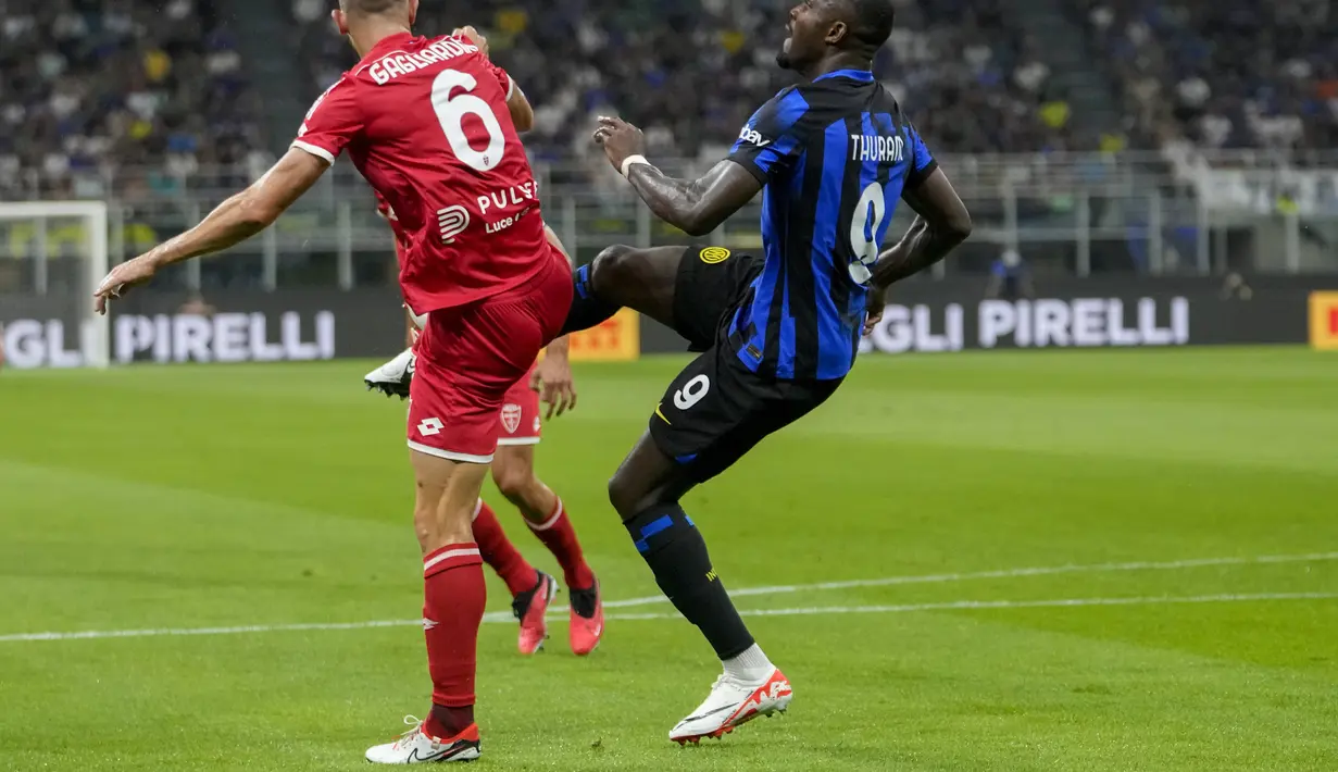 Nerazzurri mengalahkan Monza dengan skor 2-0. (AP Photo/Luca Bruno)
