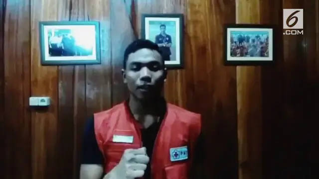 Lalu Muhammad Zohri, bergabung menjadi relawan Palang Merah Indonesia, (PMI) guna membantu korban gempa bumi di Lombok, Nusa Tenggara Barat.