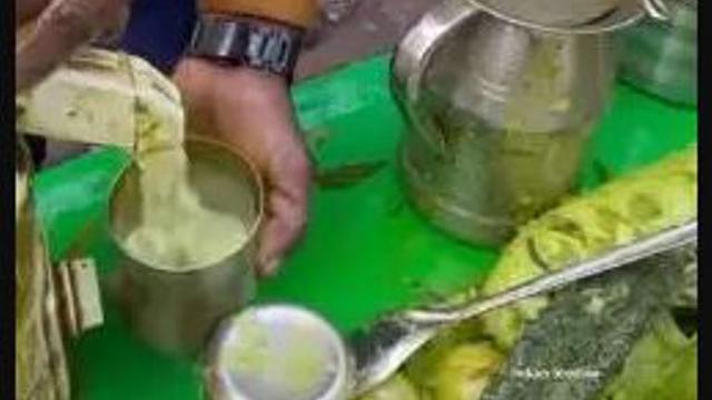 Menengok Pembuatan Jus Hijau di India yang Disebut Paling Tidak Higienis.