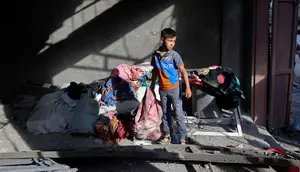 Tangis Anak Gaza, Terpaksa Hancurkan Layangan Kesayangan karena Israel