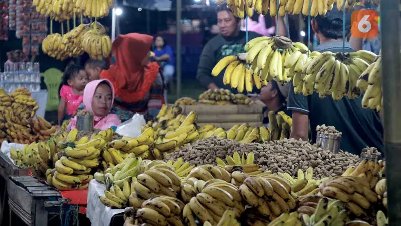 Pasar malam di Malam Qunut (Arfandi Ibrahim)