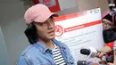 Ditemui di kawasan Senayan, Jakarta Pusat, Senin (5/2/2018), aktor tampan ini bercerita bahwa dirinya lebih senang beristirahat di rumah dan menonton film. (Deki Prayoga/Bintang.com)
