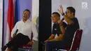 CEO KapanLagi Youniverse (KLY), Steve Christian (kiri) saat menjadi salah satu pengisi materi dalam Youth On Top National Conference  (YOTNC) 2018 di Balai Kartini, Jakarta, Sabtu (25/8). (Merdeka.com/Imam Buhori)