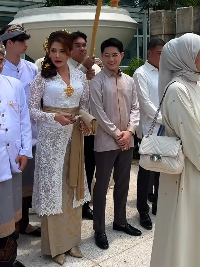 Tamara Bleszynski saat hadir di pertuangan Teuku Rasya dengan Cleantha Islan. [@mua_iwanharun]