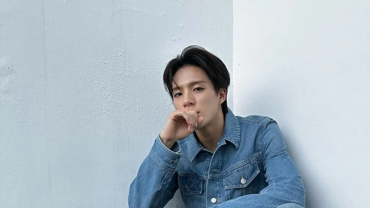 Gaya Berpakaian Jeno NCT