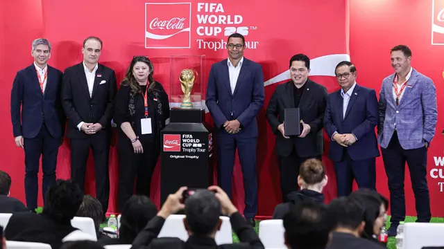 Sambangi Jakarta, Trofi Asli Piala Dunia Bisa Dilihat Langsung di JCC