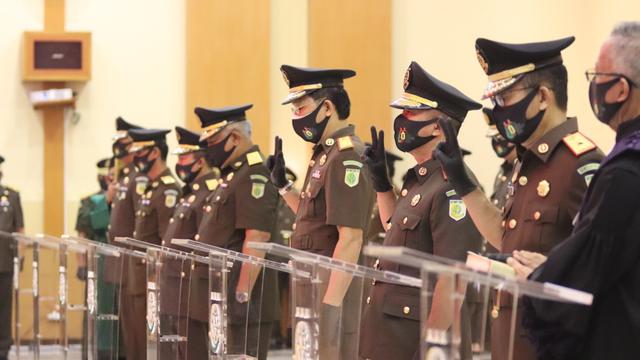 11 pejabat dilantik oleh Jaksa Agung ST Burhanuddin di Kantor Kejaksaan Agung. (Istimewa)