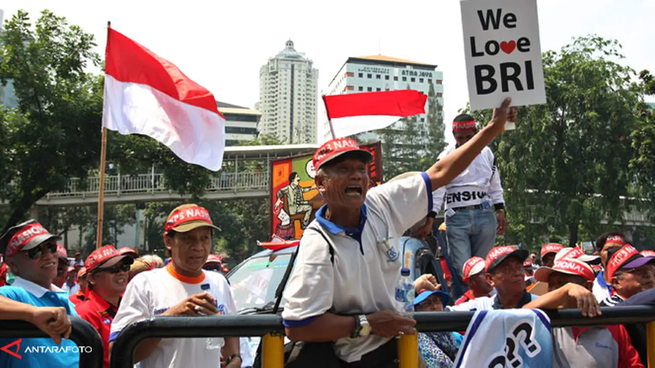 demo-bri-130918c.jpg