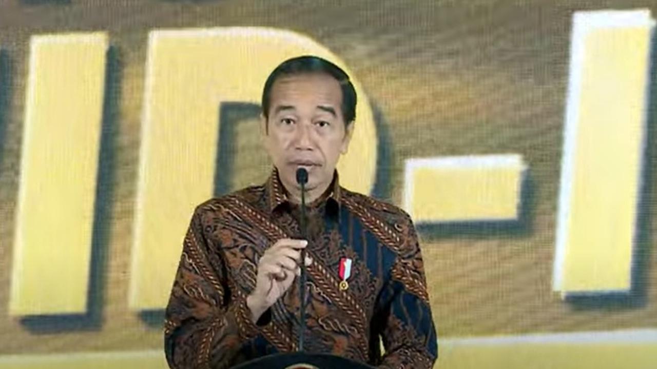 Jokowi dalam PPKM Awards 2023 di Gedung Kemenkeu, Jakarta pada Senin, 20 Maret 2023.