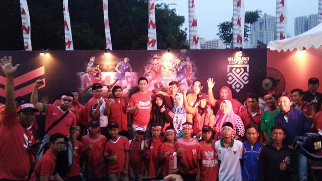 Dalam acara nobar Timnas Indonesia ini, Yanmar juga memberikan beasiswa melalui Yamaoka Foundation