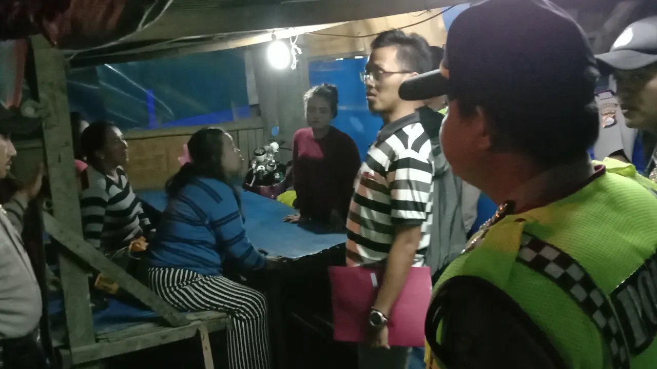 Empat PSK ditangkap petugas dalam operasi cipta kondisi di Serang, Banten. (Foto: Liputan6.com/Yandhi Deslatama)