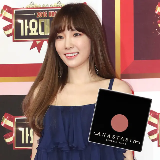 Riasan Monotone/Cleo Sg