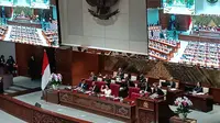 Ketua DPR RI Puan Maharani menutup rapat paripurna dengan pantun tentang Pemilu 2024. (Merdeka.com)