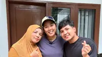 4 Potret Keakraban Soimah Saat Sambangi Rumah Jirayut, Penuh Canda Tawa dan Keharuan
