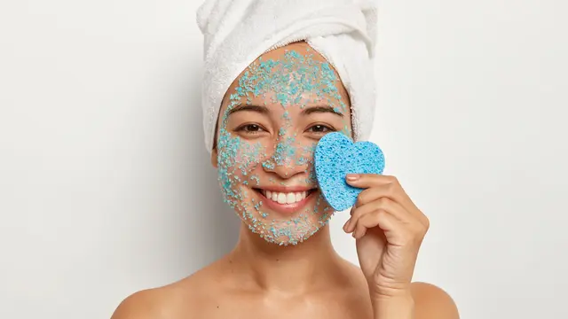 Tips Merawat Kulit Wajah agar Tidak Breakout Saat Haid - 2