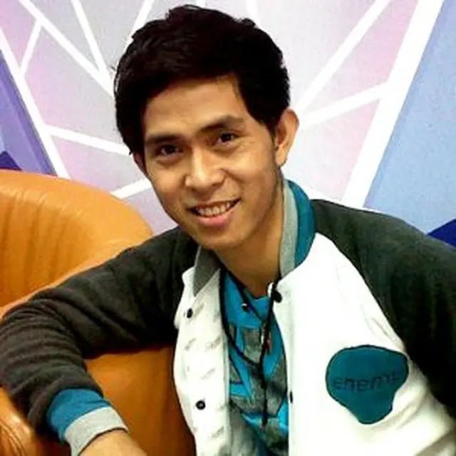 6 Foto Jadul Cakra Khan Sebelum Terkenal, Kini Jadi Peserta America's Got Talent