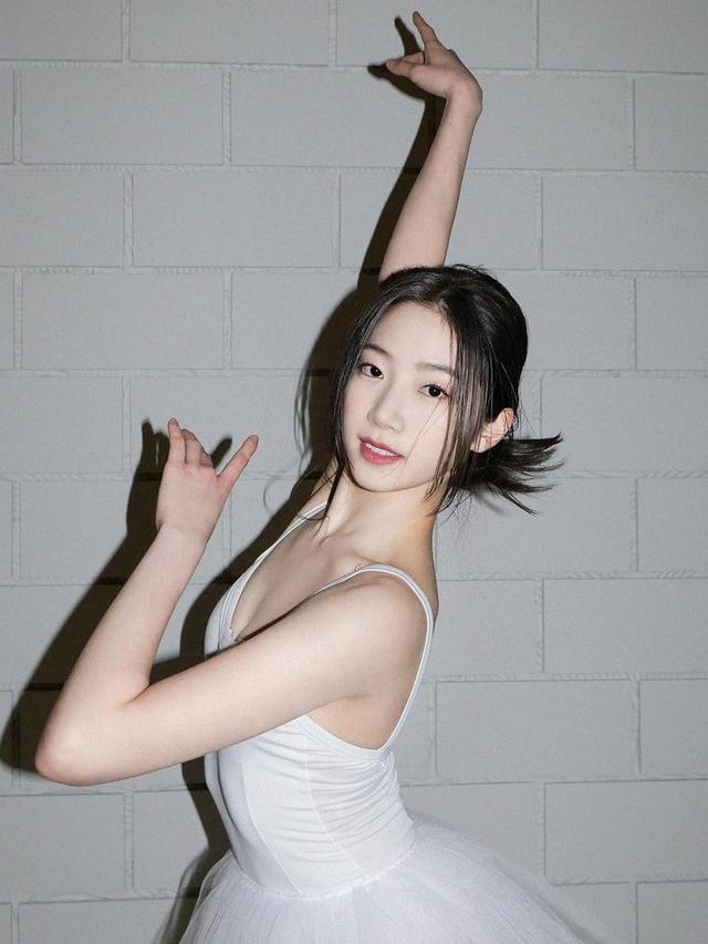 Kazuha Le Sserafim
