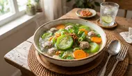 Resep Sup Oyong Wortel Bakso yang Segar dan Bergizi