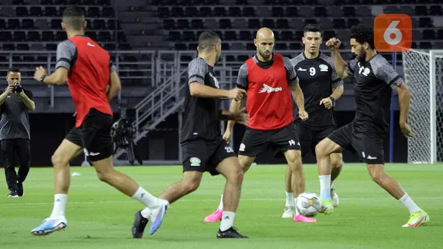 Foto: Aksi Eks Pemain Persib Bandung Siap Hadapi Timnas Indonesia di FIFA Matchday