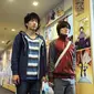 Foto-foto baru film adaptasi manga Bakuman memperlihatkan tegang Takeru Satoh dan Ryunosuke Kamiki.