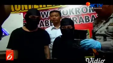 Pasangan kekasih DP (23) dan SA (22) harus berurusan dengan polisi terkait aksi kejahatannya di restoran Jalan Adityawarman, Surabaya.