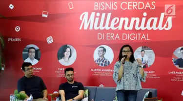 Anggota DPRD DKI Jakarta Yuke Yurike menjadi pembicara dalam diskusi 'Bisnis Cerdas Millennials di Era Digital' di Jakarta, Sabtu (24/2). Diskusi ini digagas oleh Banteng Muda Indonesia (BMI). (Liputan6.com/JohanTallo)
