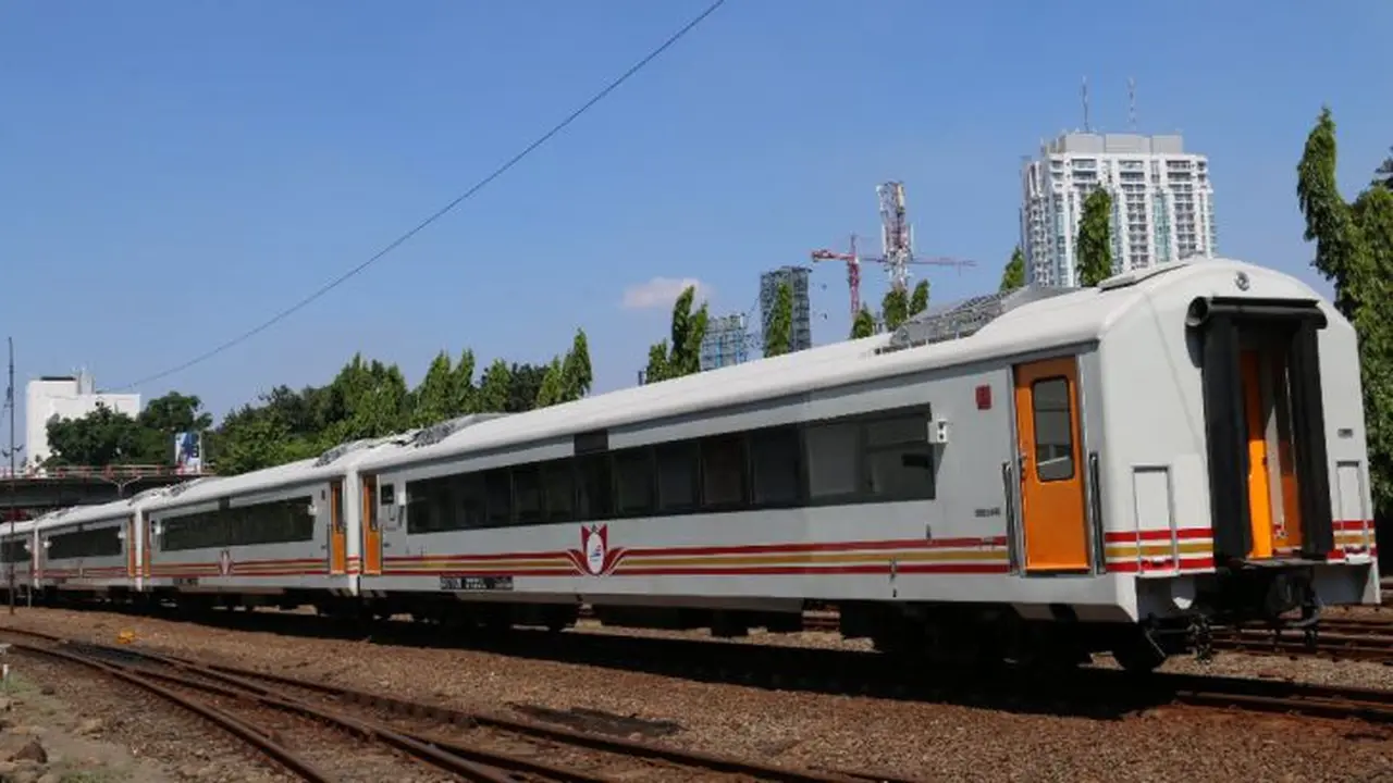 PT KAI akan menerima  6 train set baru dari PT INKA (Persero). (Foto: INKA)