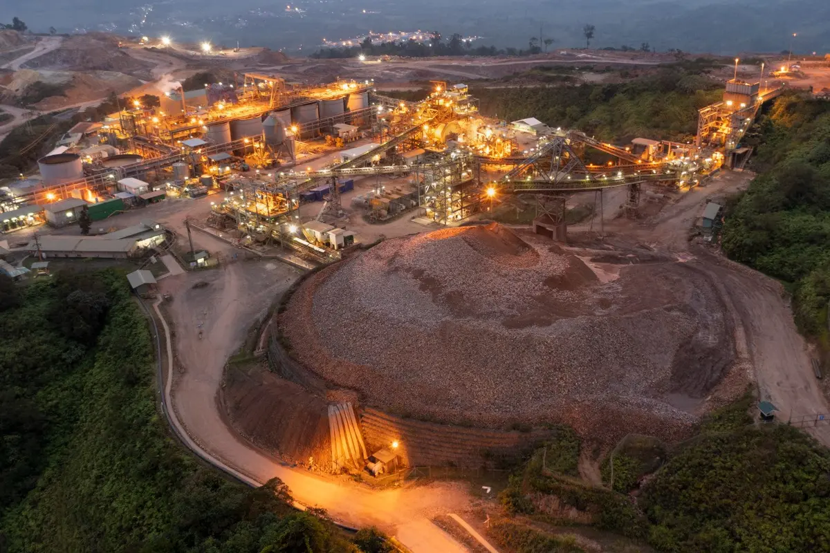 Tambang emas PT Agincourt Resources yang diterangi oleh 275 Megawatt hour listrik Energi Baru Terbarukan (EBT) yang diproduksi PLN. (Dok PLN)
