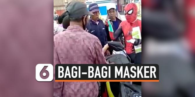 VIDEO: Spiderman Turun ke Jalan, Bagi-Bagi Masker untuk Warga