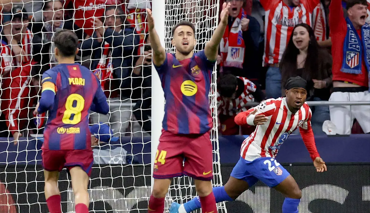 Namun, gol Ademola Lookman pada menit ke-31 berhasil mengubah skor menjadi 1-2 sekaligus mengembalikan keunggulan agregat Atletico Madrid. Tampak dalam foto, penyerang Atletico Madrid asal Inggris, Ademola Lookman (kanan) merayakan golnya saat pertandingan leg kedua perempat final Liga Champions 2025/2026 melawan Barcelona di Stadion Metropolitano, Madrid pada Selasa 14 April 2026 waktu setempat atau Rabu (15/4/2026) dini hari WIB. (Oscar DEL POZO/AFP)