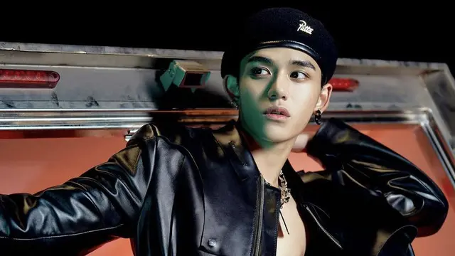 Tampilan Lucas NCT Kenakan Outfit Rp1 jutaan