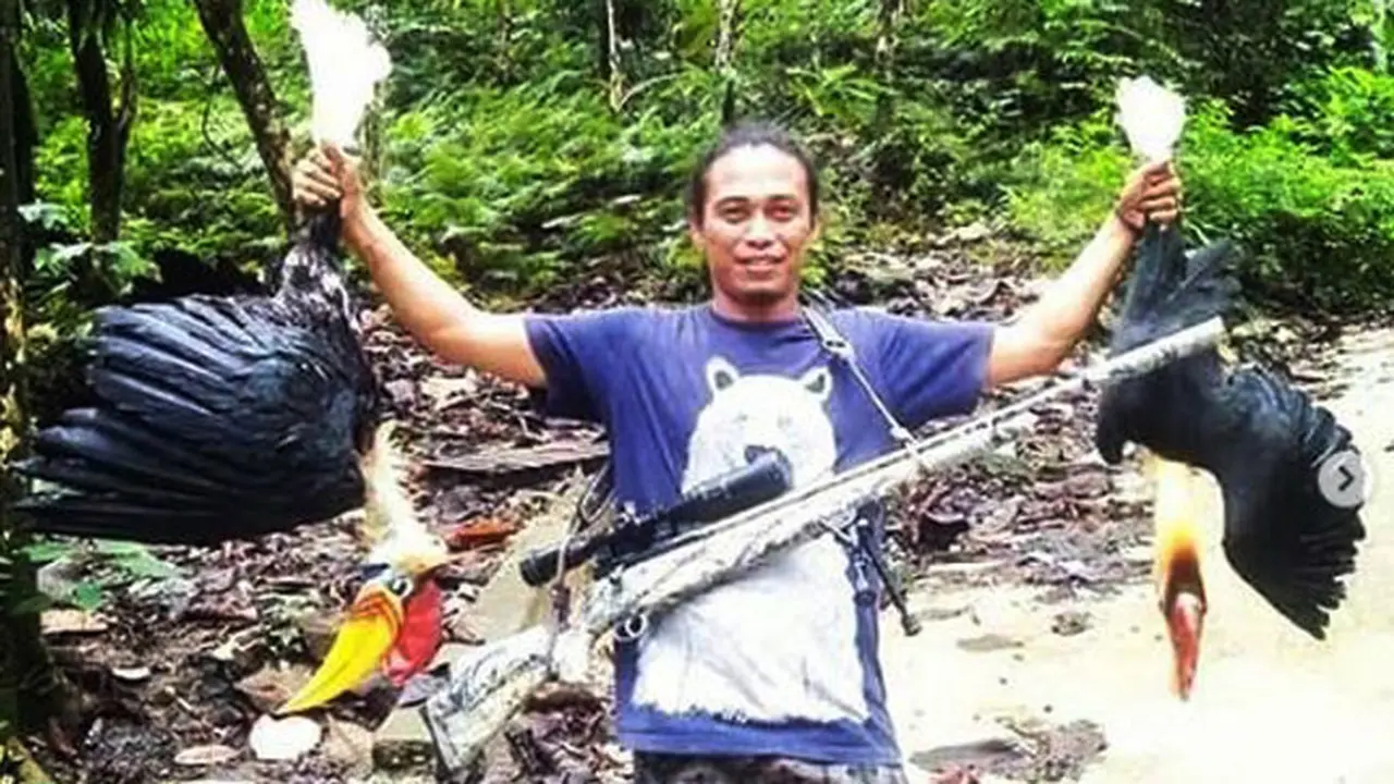 Pamer Burung Enggang Hasil Berburu, Pria Ini Banjir Kecaman Warganet
