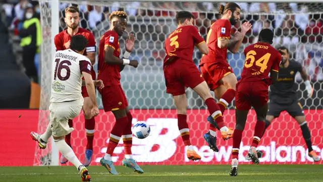 FOTO: AS Roma Menang Dramatis Lawan Salernitana