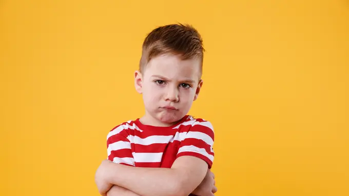 Ajari anak mengatur emosi dan mencari jalan keluar untuk emosi yang berlebihan