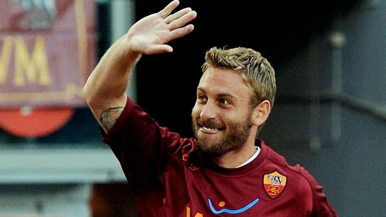 de-rossi-130909c.jpg