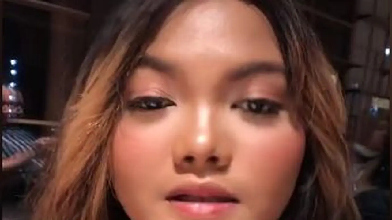6 Potret Kurma 'Citayam' Saat Tampil Full Makeup Ini Bikin Pangling