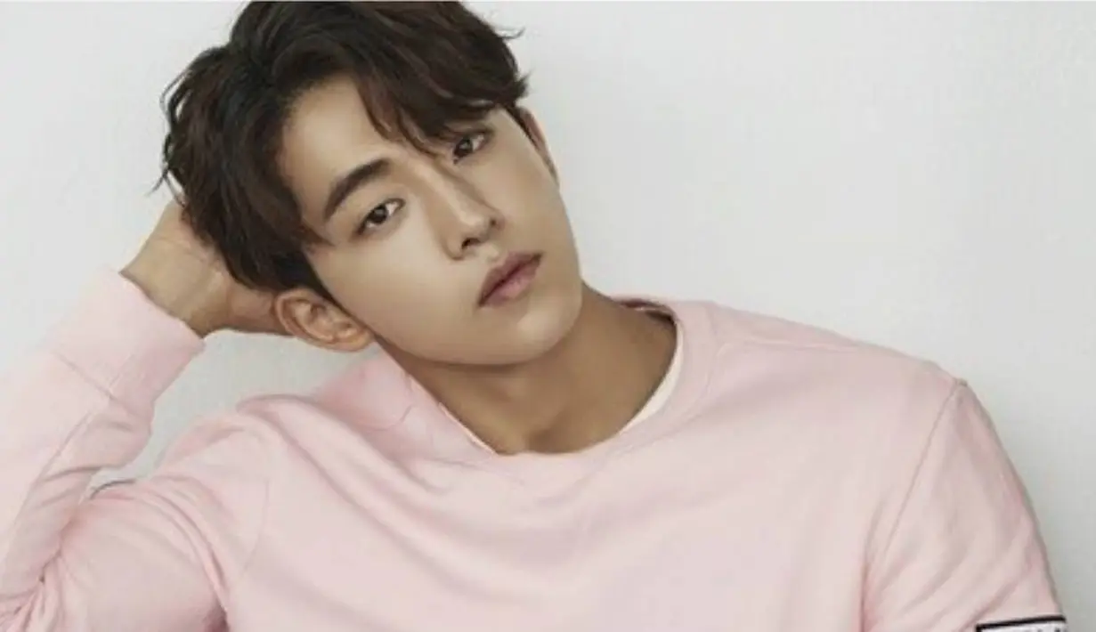 Nam Joo Hyuk memulai kariernya di dunia model pada tahun 2013. Ia bergabung dengan YG KPlus yang fokus menangani model. (Foto: Allkpop.com)