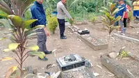 Puluhan Makam di Banyuwangi Rusak Secara Misterius, Polisi Lakukan Penyelidikan