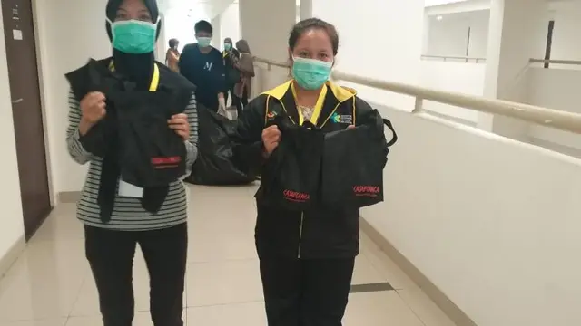 Paket  Stress Relief  ke RS Darurat Penanganan Covid-19 Wisma Atlet Jakarta