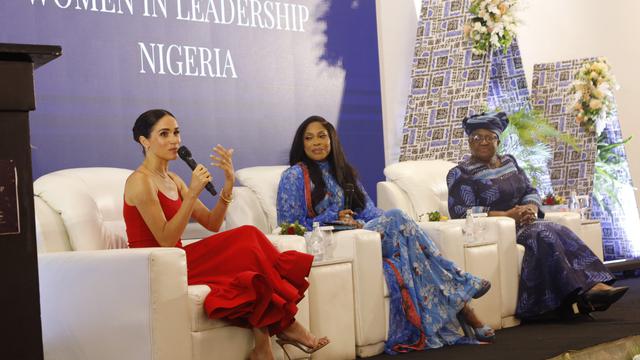Kunjungi Nigeria Bareng Pangeran Harry, Gaun Meghan Markle Dituding Menghina Kerajaan Inggris
