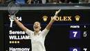 <p>Petenis Prancis Harmony Tan melakukan selebrasi usai mengalahkan Serena Williams dari AS dalam pertandingan tunggal putri babak pertama pada hari kedua kejuaraan tenis Wimbledon di London, Selasa (28/6/2022). Harmony Tan menang atas Serena 7-6, 1-6, 7-6 (10-7). (AP Photo/Alberto Pezzali)</p>