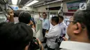 LRT Jabodebek telah terintegrasi dengan beragam moda transportasi seperti KRL Jabodetabek, MRT Jakarta, TransJakarta, dan lainnya. (Liputan6.com/Faizal Fanani)