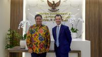 Menteri Koordinator Bidang Perekonomian Airlangga Hartarto bertemu dengan Menteri Ekspor Kerajaan Inggris Andrew Bowie MP, Rabu (1/2/2023).