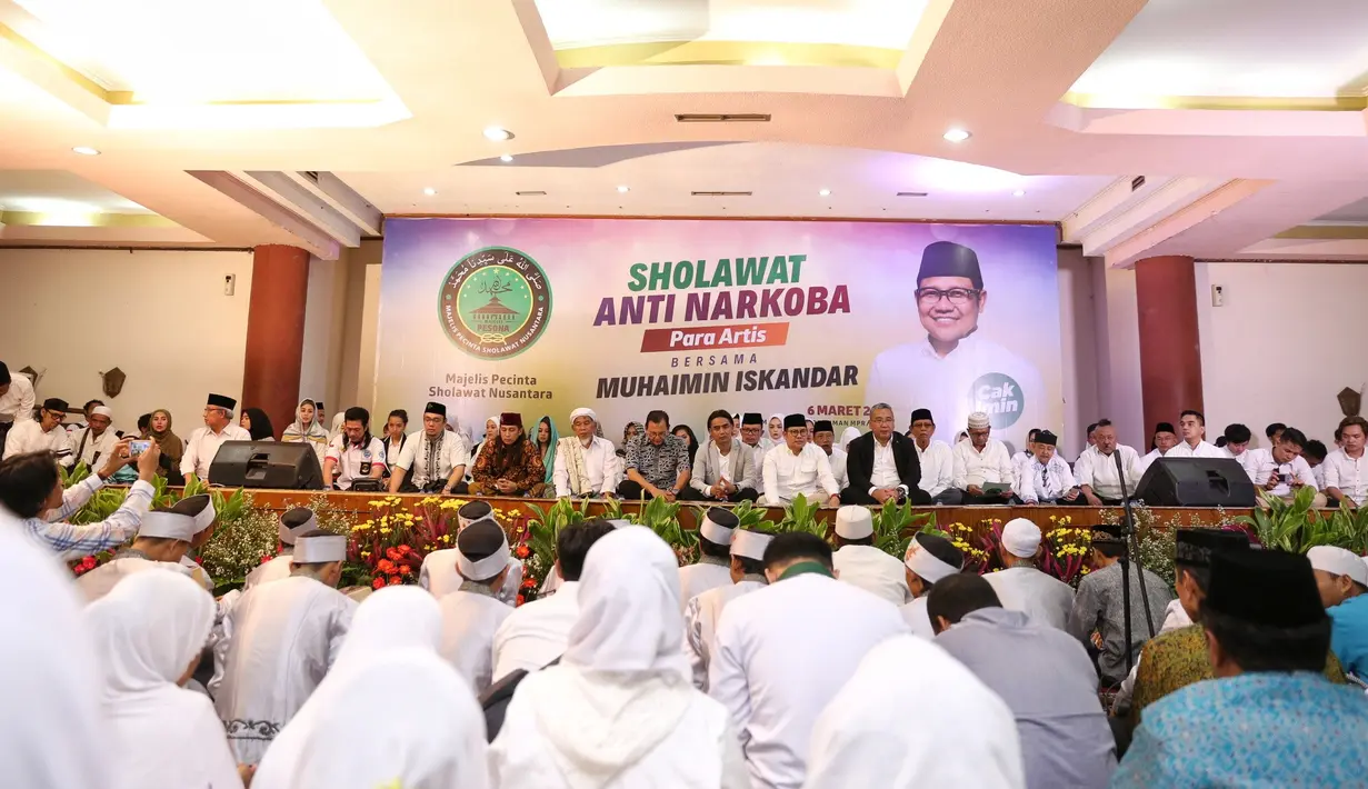 Acara yang digagas Ketua Umum Majelis Pesona Muhaimin Iskandar itu mengajak beberapa artis untuk mendukung pemerintah untuk memerangi narkoba. (Adrian Putra/Bintang.com)