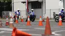 Peserta mengikuti kegiatan safety riding di Track Safety Riding Center PT Wahana Makmur Sejati (WMS) Jatake, Tangerang, Banten, Kamis (11/7/2019). Kegiatan safety riding tersebut dilakukan guna mengedukasi masyarakat terkait berkendara aman. (Liputan6.com/Angga Yuniar)