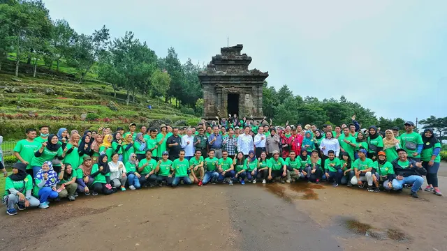 Aksi Menanam Pohon