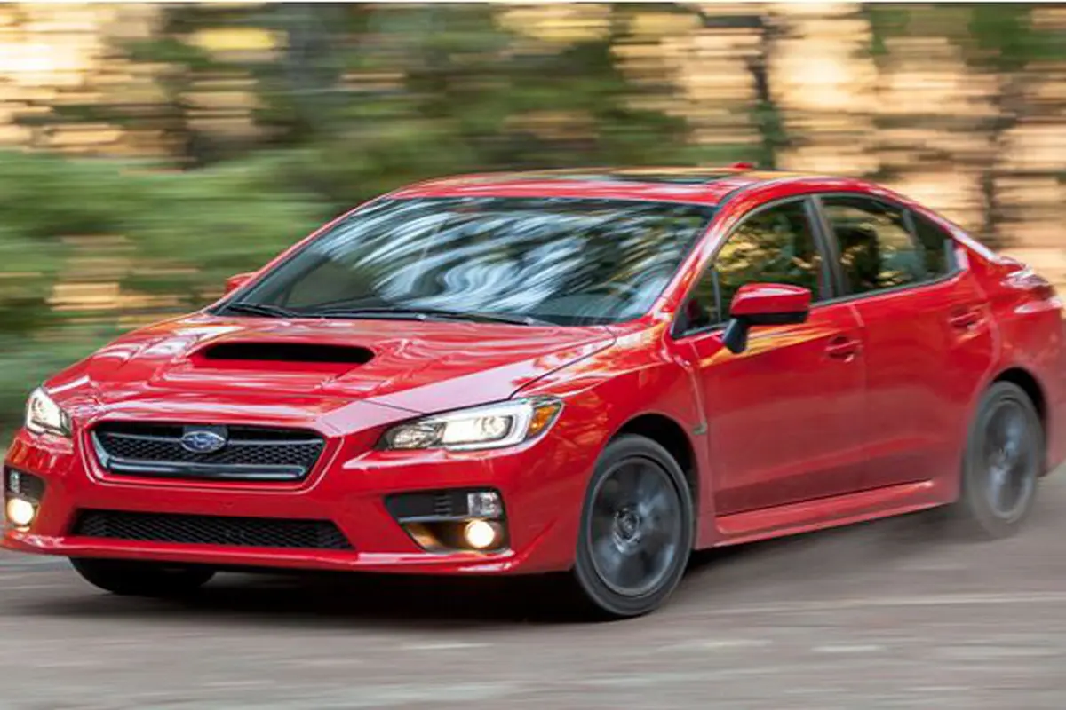 Mobil Subaru Hatchback